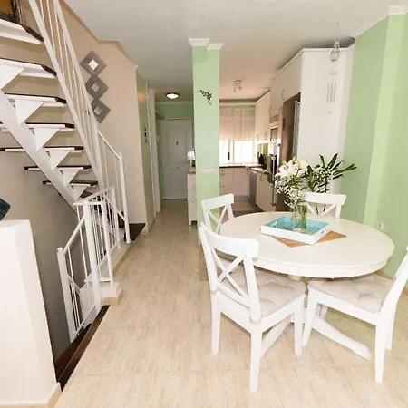 La Sonada Bright Penthouse With Views