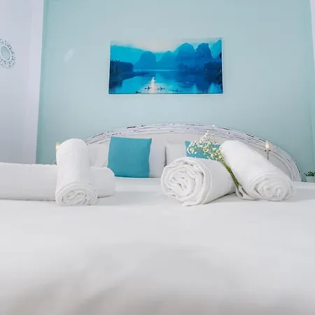 La Sonada Bright Penthouse With Views Callao Salvaje